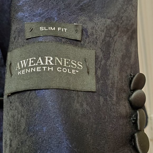 Men's Kenneth Cole Dinner Jacket - Picture 5 of 6